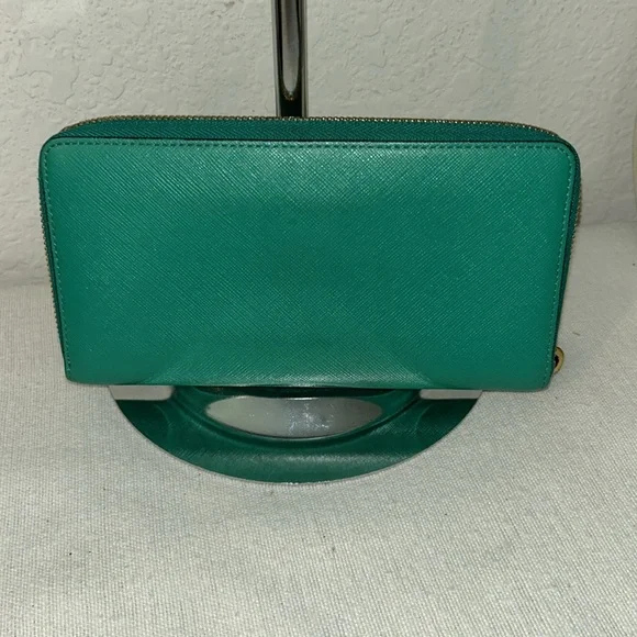 MCM Long zippy green wallet - Picture 2 of 14